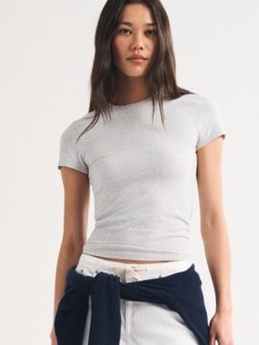 Abercrombie Soft Essentials Tuckable Grey Tee Short Sleeve